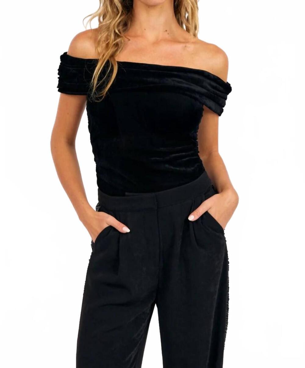 NEW SAGE THE LABEL off shoulder bodysuit in black